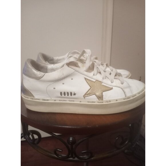 Golden Goose Hi Star Sneakers Sz. 39 US 8 (Women) White Glod Star - Picture 1 of 15